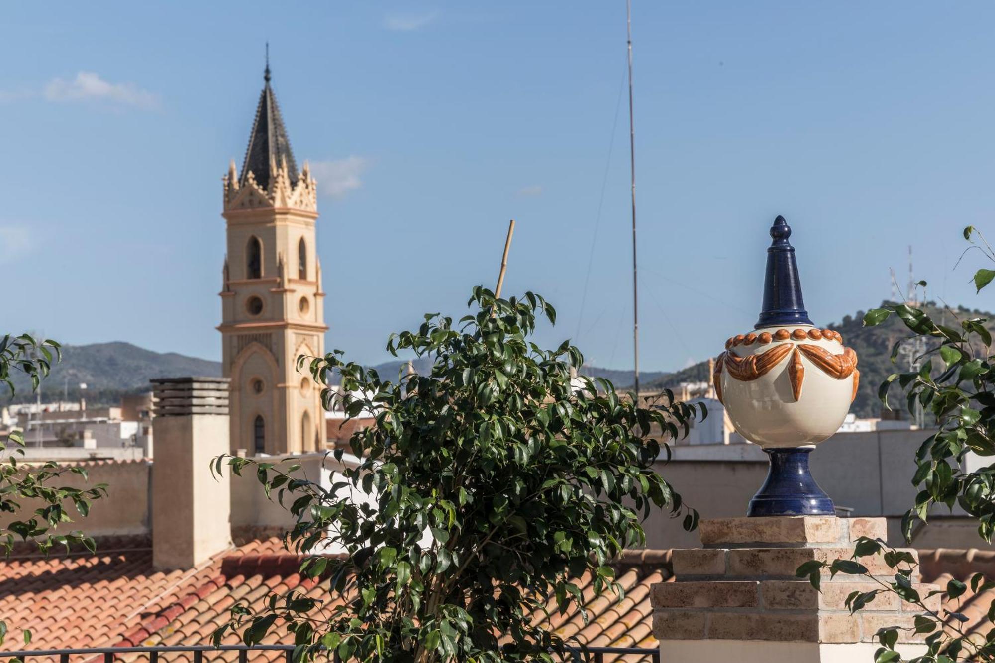 Apartment Homeclub With Rooftop Close To Thyssen & Marmoles Ii